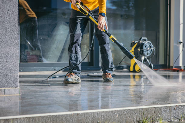 Best Pool Deck Cleaning  in Pine Mountain Clu, CA